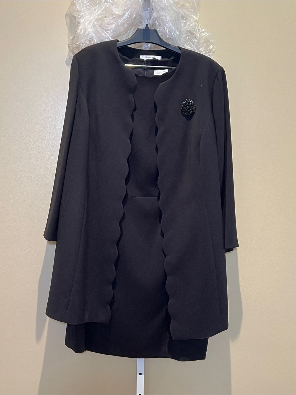 Tahari Black Scalloped-Edge Blazer with Decorative Brooch